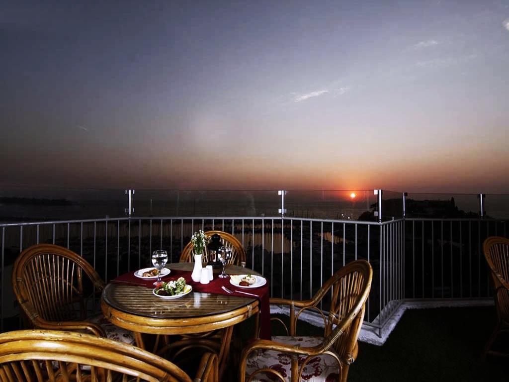 Grand Hotel Kurdoglu Kusadası Exterior foto